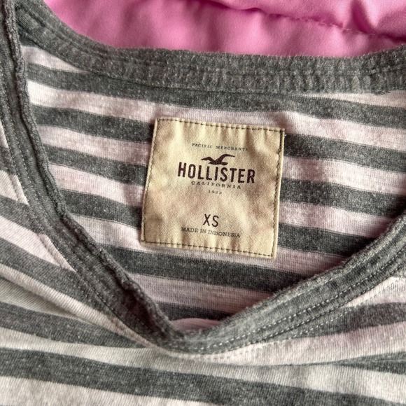Y2K Hollister Womens Grey White Striped Pocket T-Shirt Short Sleeve XS - Picture 5 of 7